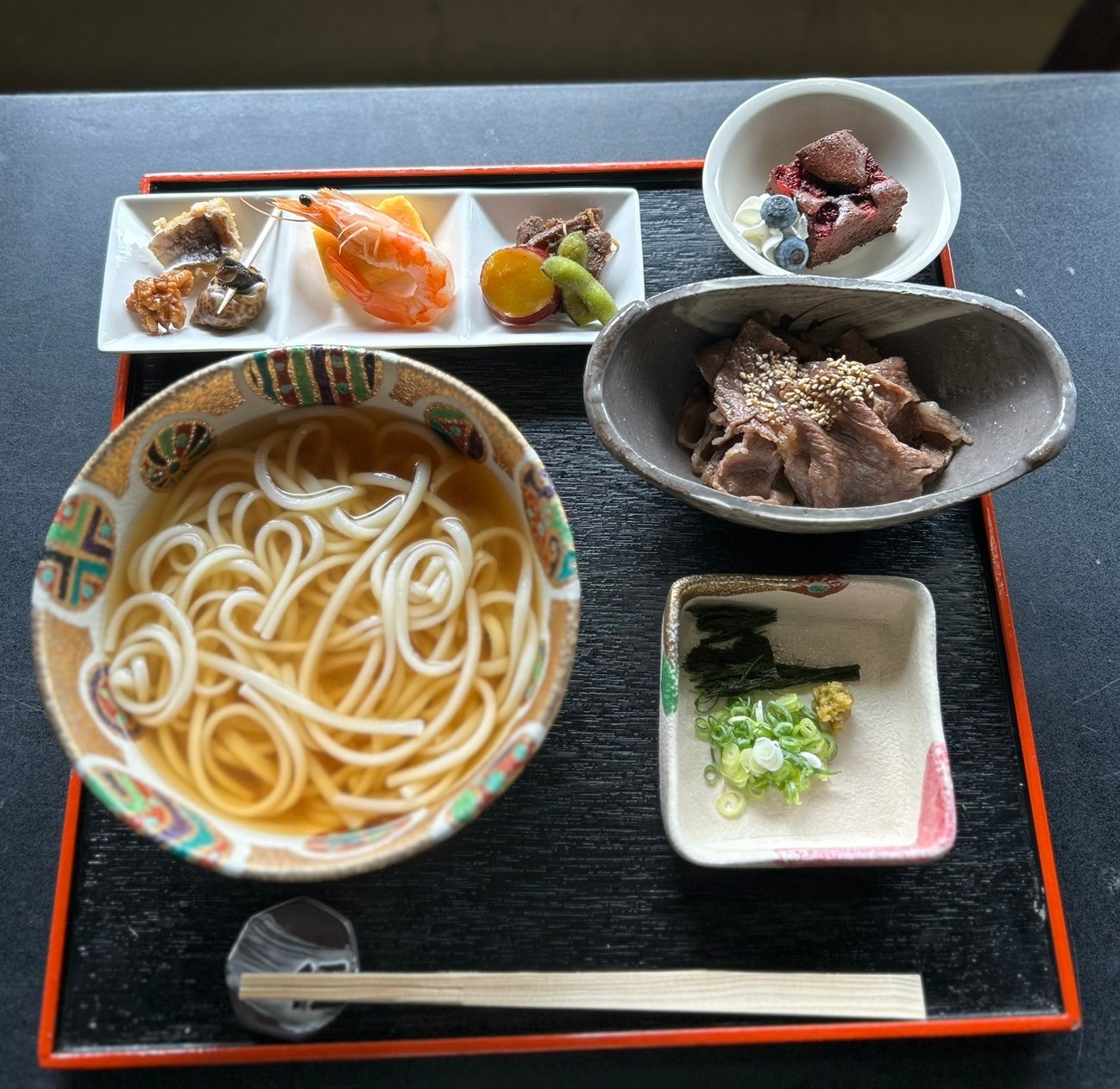 黄金うどん&黒毛和牛