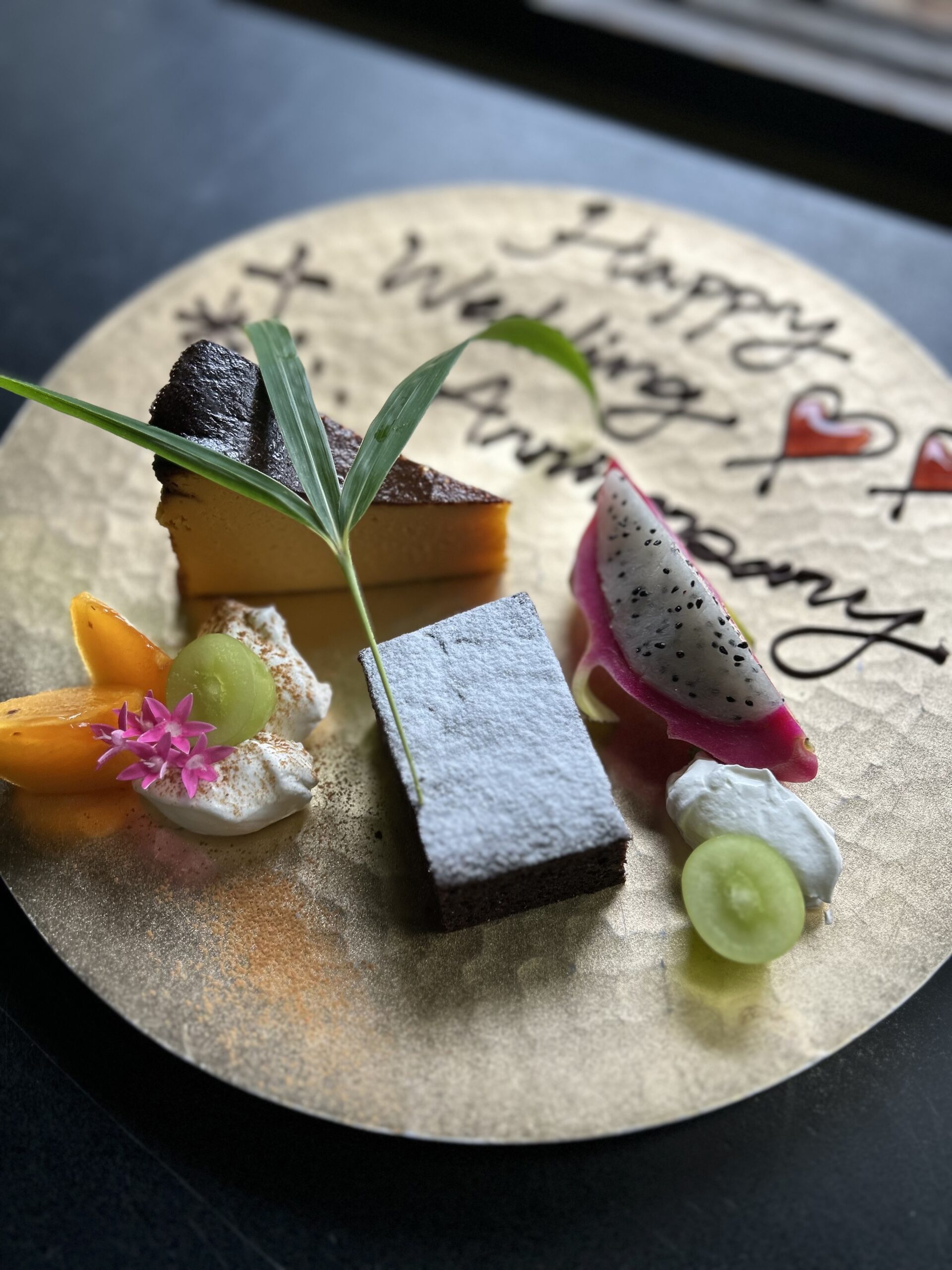 【要予約前日まで】 お祝いデザートプレート