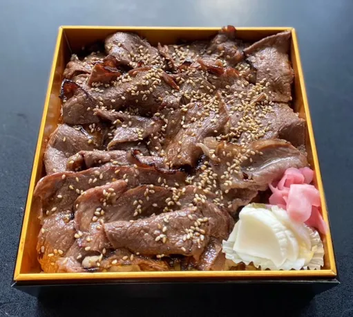 贅沢炙り焼き肉重